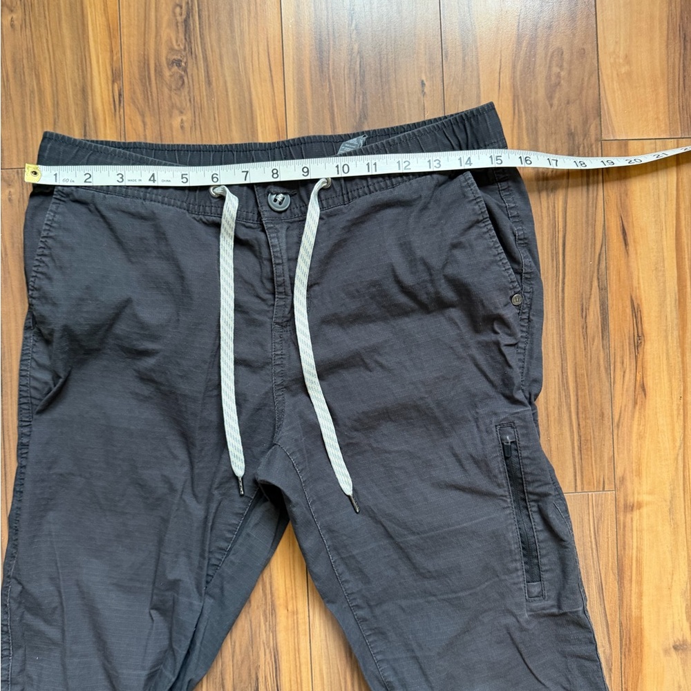 Vuori women’s gray Ripstop Pant - Picture 6 of 10